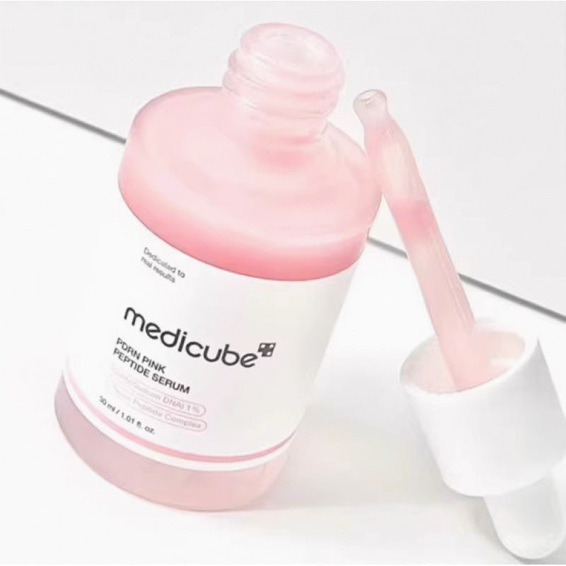 Medicube PDRN Pink Peptide Glow Serum (30 ml)
